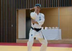 武道空手八島道場の大会・行事｜有段者のヌンチャク演武